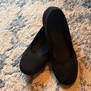Elegant Black Knit Loafers for Women